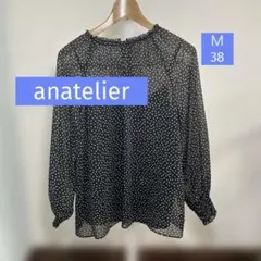 【美品】anatelier黒とベージュのドット柄長袖上品ブラウス　ぽわん袖　春服のサムネイル