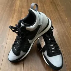 NIKE スニーカー ブラック/グレー