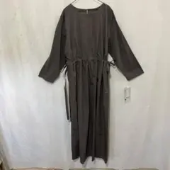 綿素材秋冬ロングワンピースフリーサイズ新品かーキー