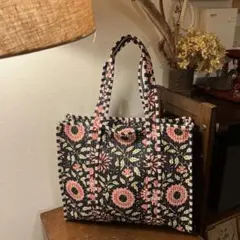 インド　ブロックプリント　花柄ストライプキルティングトートバッグ