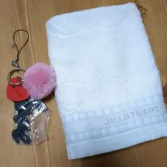 JILL STUART タオルとチャームセット