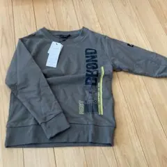 新品未使用キッズトレーナー サイズ140