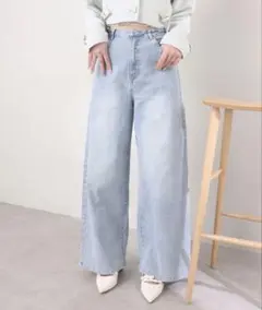 niceclaup ウエスト調整/ビジュー付きストレッチデニムパンツのサムネイル
