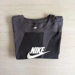 NIKE Sportswear Tシャツのサムネイル