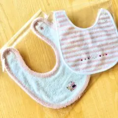 【未使用】familiar スタイ・よだれかけ 2枚セット