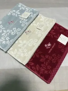 LAURA ASHLEY タオルケット ハーフ 140x100cm - メルカリ