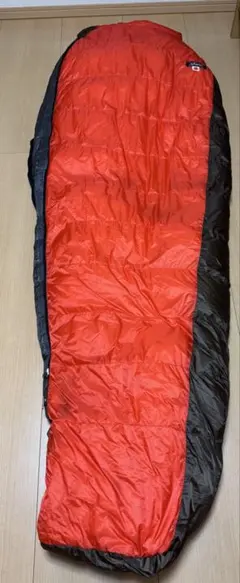 ナンガ　オーロラライト600DX RED レギュラー&ナンガ　枕のサムネイル