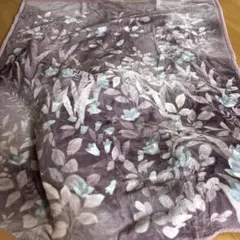 月の友　ダブルサイズ毛布