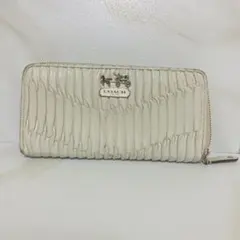 コーチ COACH マディソン ギャザード レザー ジップアラウンド 長財布