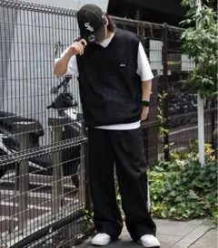kutir ワッペン付きメッシュ編みベスト