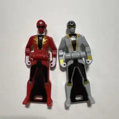 ゴーカイジャー レンジャーキー 2個セット ゴーカイレッド ゴーカイシルバー