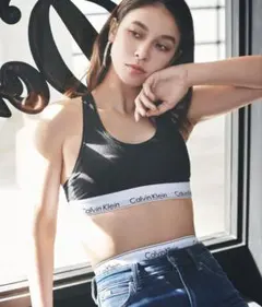 Calvin Klein 下着　ブラトップ　BLACKのサムネイル