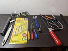 DIY工具セット まとめ売り レンチ タガネ　ノコギリ 保護メガネなど