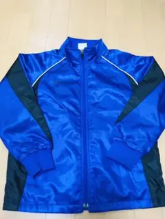 NIKEジャンパーサッカーに！kids110-120センチアウター