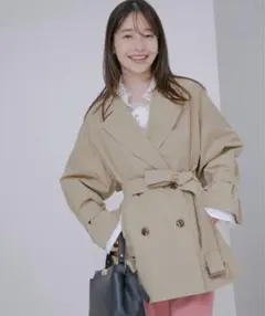 ミドル丈トレンチコート