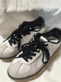 美品 オニツカタイガー DELECITY 23.5 Onitsuka Tiger