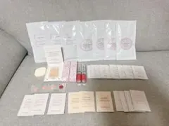 ジルスチュアート　ヘアケア・メイクアップトライアル３３点セット