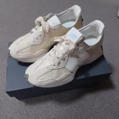 New Balance 327MO 美品