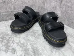 極美品！ Dr.Martens ドクターマーチン MYLES 24.5〜25相当のサムネイル