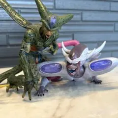 ドラゴンボールクリーチャーズ フィギュア ★セル＆フリーザ 2体セット