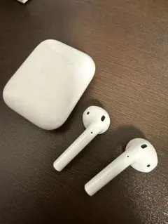 k*a様 AirPods本体 ホワイト 充電ケース付き片耳ジャンク