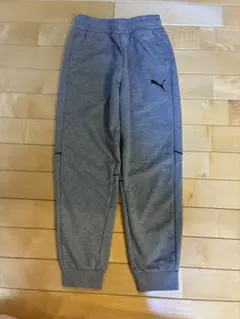 ★プーマスウェットパンツ140グレー新品