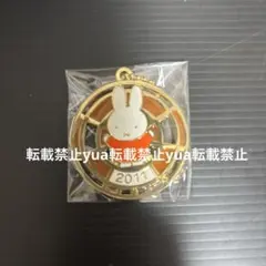 ミッフィー　ステンドグラスキーチェーン　キーホルダー　ガチャガチャ ガシャポン