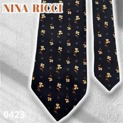 【NINA RICCI】ニナリッチ シルク ネクタイ ブラック 花柄 四葉 幸運のサムネイル