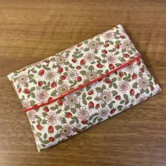 いちご＊ポケットティッシュケース　ハンドメイド／vol.5