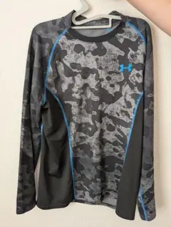 【値下げしました】アンダーアーマー カモフラージュ長袖シャツ LG