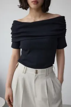 AZUL by moussy オフショルダーリブトップス ブラック 半袖のサムネイル