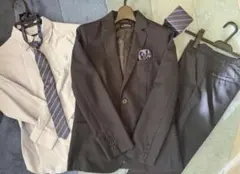 グリーンレーベルリラクシング　男の子フォーマルスーツ　卒業式