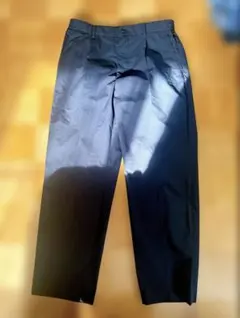 UNIQLO ユニクロ スラックスパンツ L 黒 テーパード