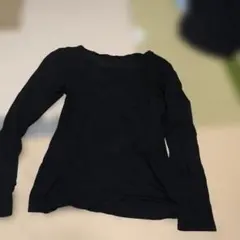H342 黒い長袖クルーネックシャツ ユニクロ　ヒートテック　極暖　Sサイズ
