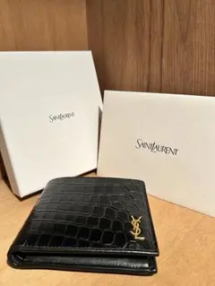 【極美品/現行】サンローラン クロコ型押し 二つ折り財布 YSL 金ロゴ
