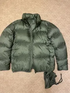 UNIQLO ULTRA LIGHT DOWN オリーブグリーン