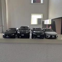 非売品ミニカー　トヨタ　クラウン　プラド　カムリ　ハリアーのサムネイル