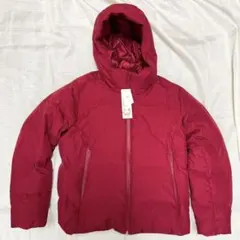 【新品未使用】UNIQLO シームレスダウンパーカ M レッド　タグ付き