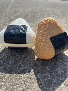 おにぎり型カプセルトイ具リング2個セット