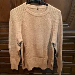 ベージュ ニット