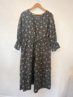 GU 花柄 ロングワンピース ダークグレー