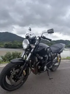 xjr400 4hm 実動　福岡　バイク車体のサムネイル