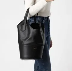 J&M DAVIDSON　レイバケットバッグ　スモール レザー ブラック　美品のサムネイル