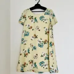 値下げ新品未使用タグ付31トランテアン花柄ワンピース　大人可愛いデート服お呼ばれ