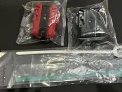 【新品未使用】ワインダーランチャー 黒×緑、白×赤 2個セット ベイブレードX