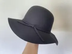 つば大きめ　ハット