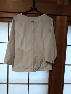 アイボリー ノーカラー 7分袖ジャケット