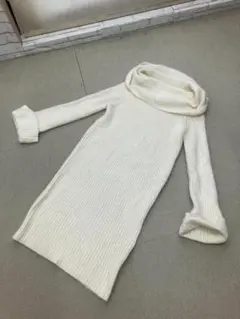 （K09678）ダブルスタンダード　アンゴラ入り　オフショルダー　ワンピースのサムネイル