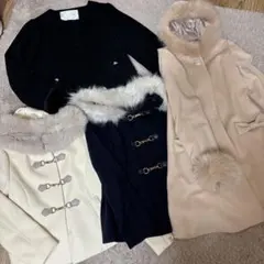 まとめ売り　ファー付き黒ショート丈ダッフルコート　ほか