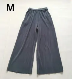 ダークグレー プリーツ ワイドパンツ　М ウエストゴム